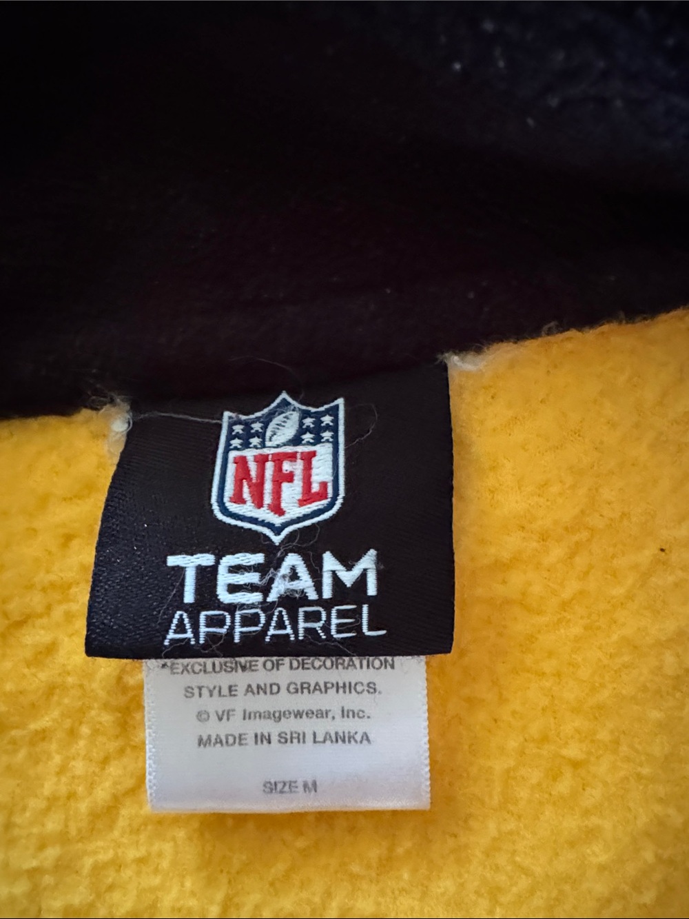 NFL Black and Yellow Steelers Puffer Fleece Jacket - Picture 2 of 4